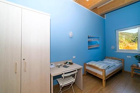 Single Room with Private Bathroom