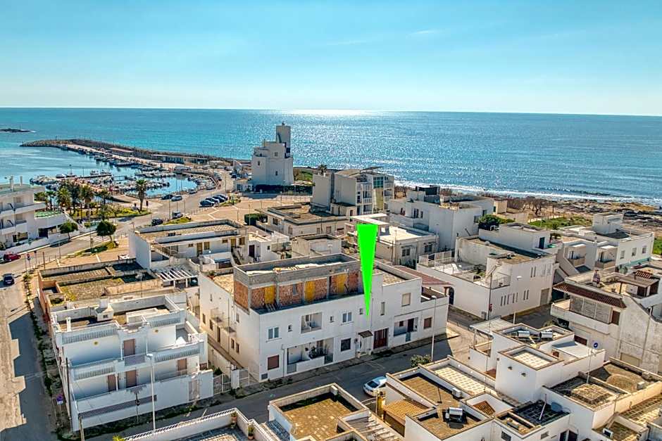 IL Comandante a 100 m dalla spiaggia