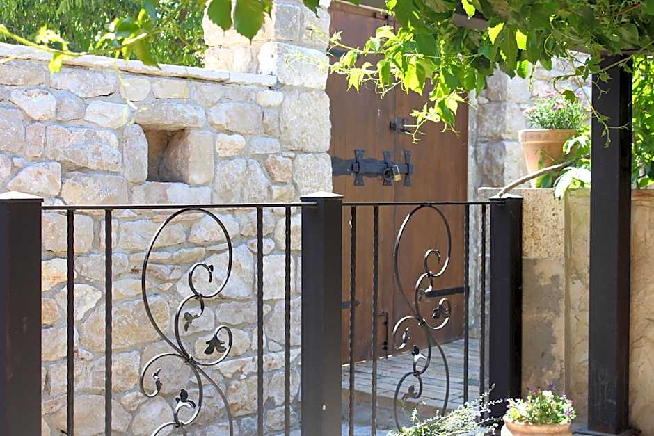 Micanovi Dvori Mobile Home Village Zrmanja