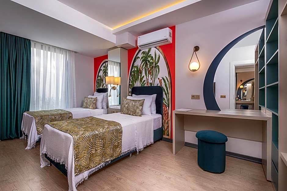 La Benata Beach Hotel