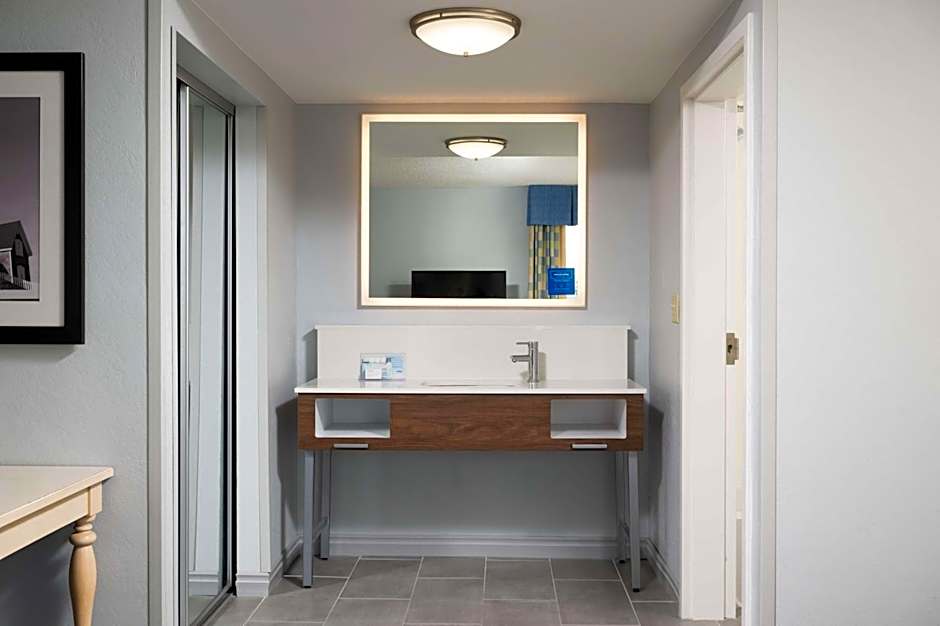 Hampton Inn By Hilton - Suites Cape Cod-West Yarmouth