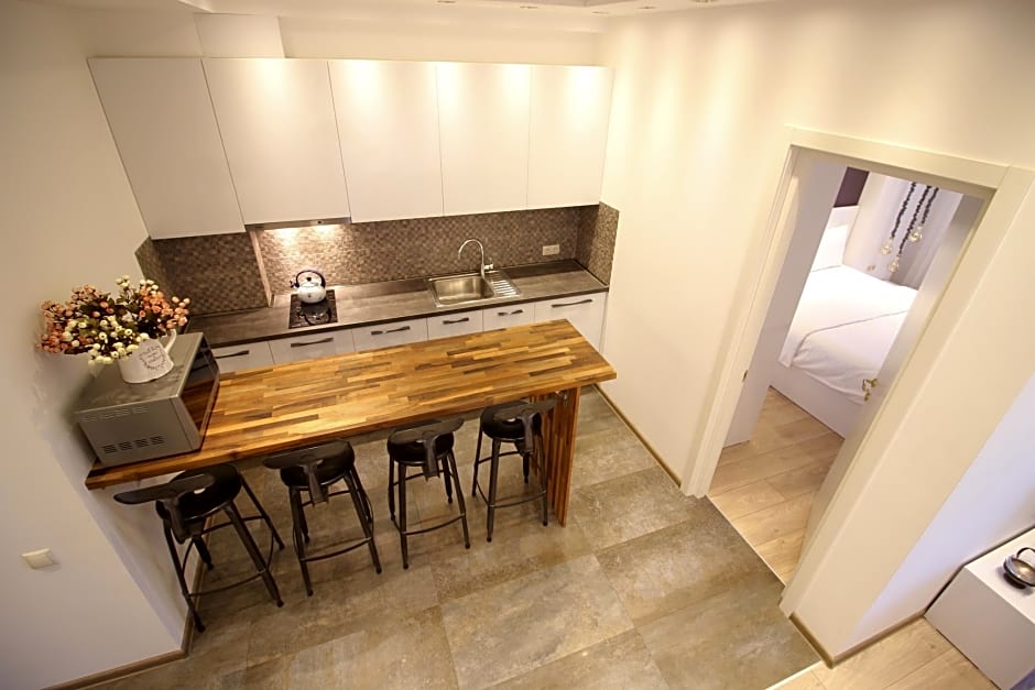 Super Luxury Apartments