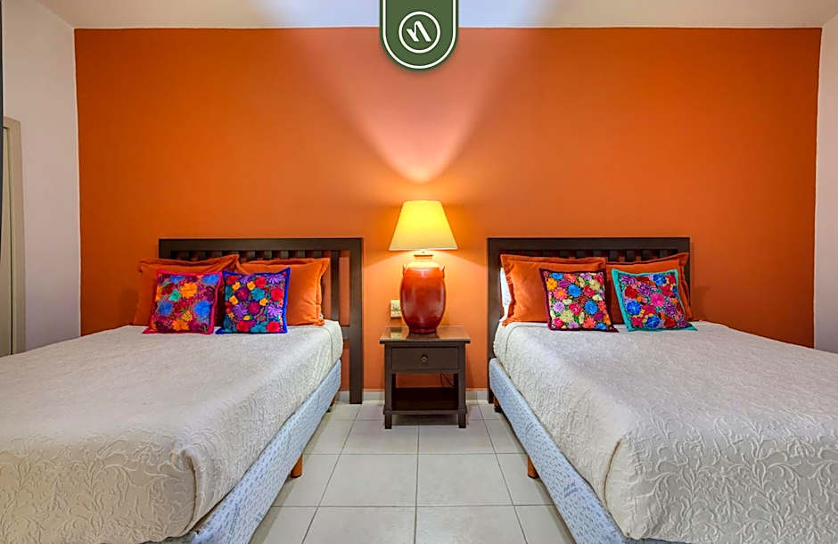 Mexican Styled 2 BR Condo - Beachfront - Pool