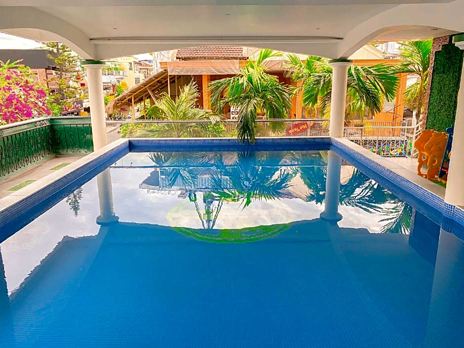 Thanh Lich Hue Hotel