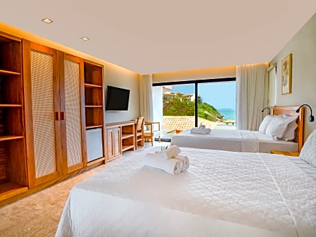 QUARTO QUADRUPLO COM VISTA MAR