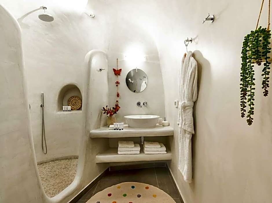Mellow Luxury Cave