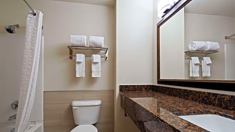 2 Queen Beds, Non-Smoking, High Speed Internet Access, Microwave, Refrigerator, Continental Breakfas