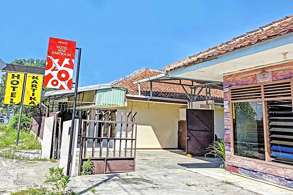 OYO 90443 Hotel New Kartika In