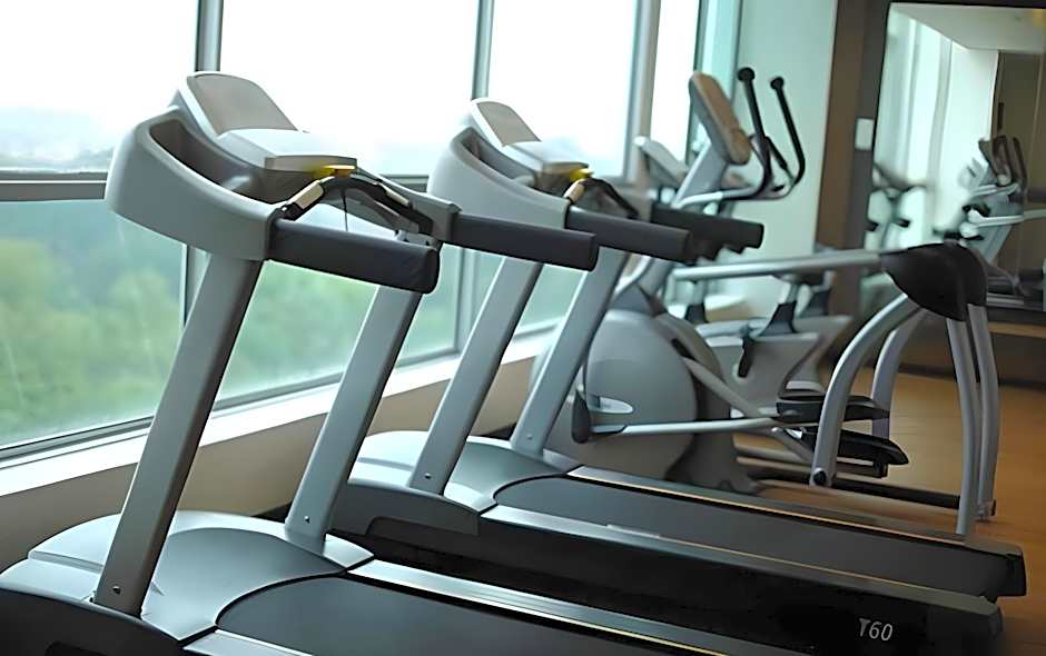 Symphony Suites Hotel