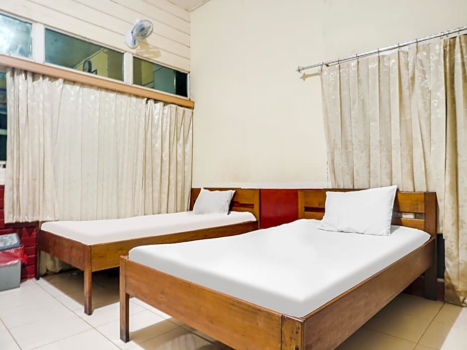 Hotel O Anggrek Daqu Syariah Kapuas