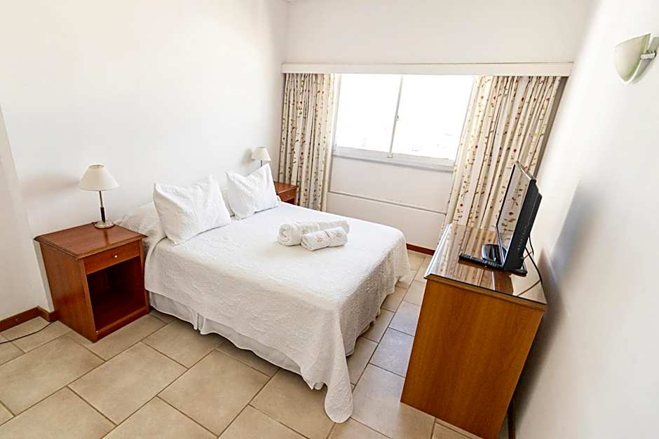 Bristol Apart Hotel