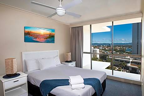 One Bedroom Ocean View Apartment