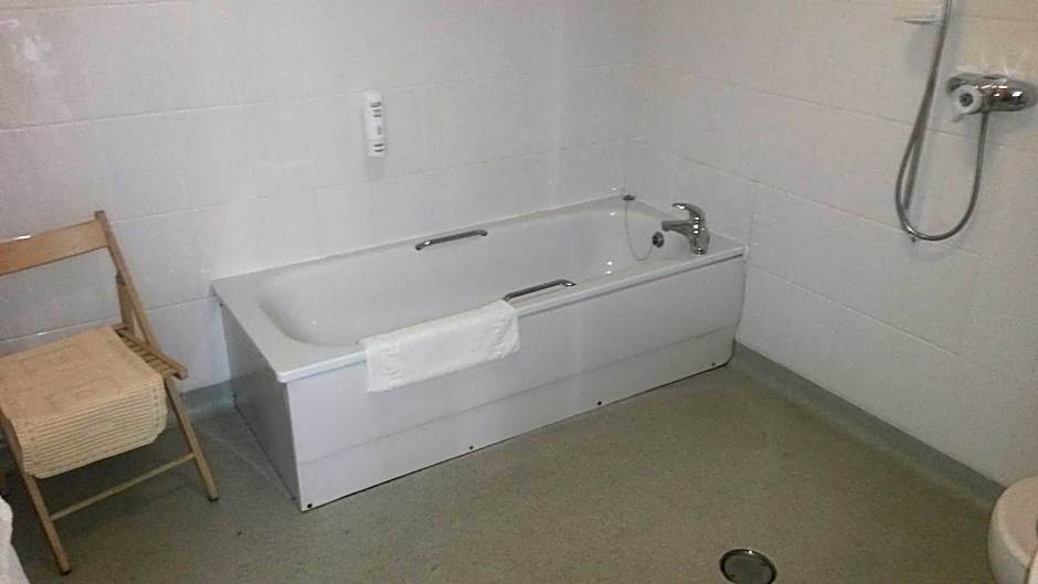 The Gilvenbank Hotel