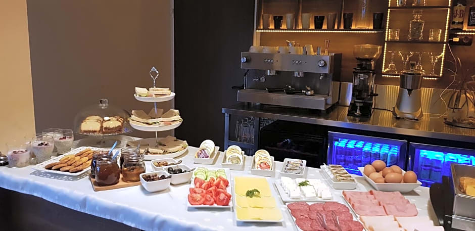 Хотел МИКАДО - онлайн self check-in