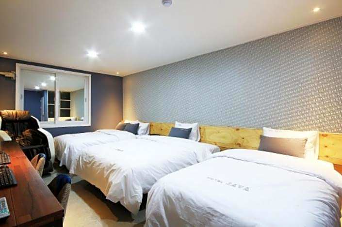 Photo 1 of 5 of Triple Room