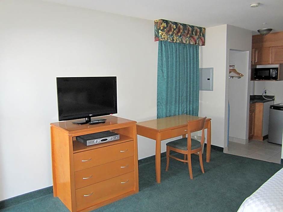 Ramada Limited Merritt