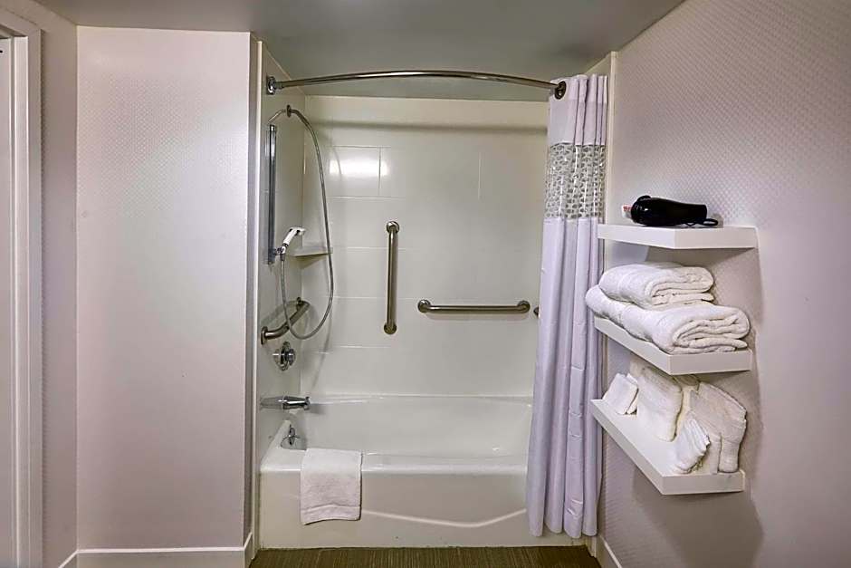 Hampton Inn By Hilton Raleigh/Garner