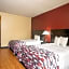 Red Roof Inn & Suites Indianapolis Airport