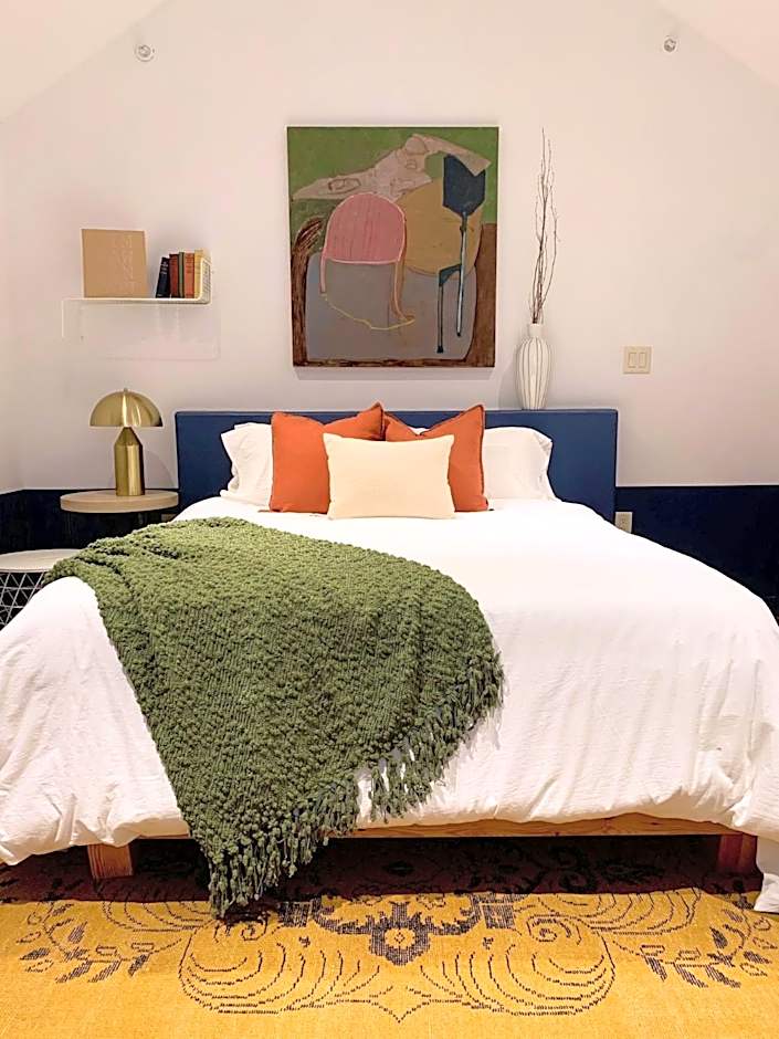 The Trail in Adams - Berkshires' Art Hotel