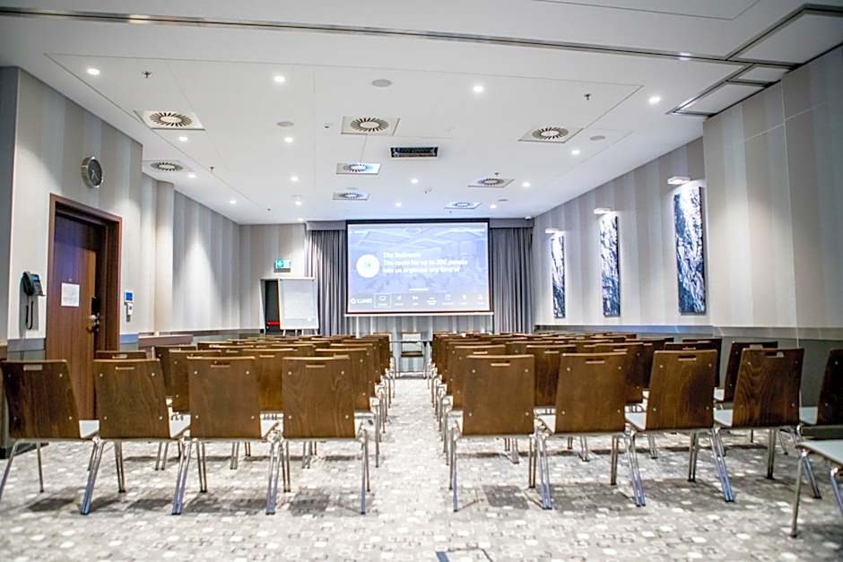 Holiday Inn Dabrowa Gornicza By IHG