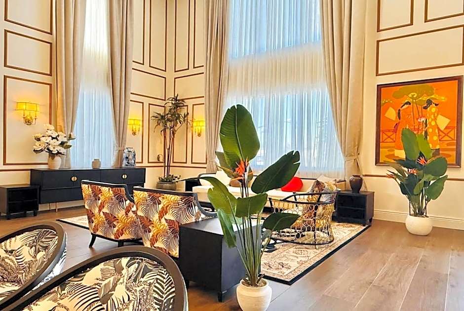 Ramada Plaza by Wyndham Garden Grove/Anaheim South