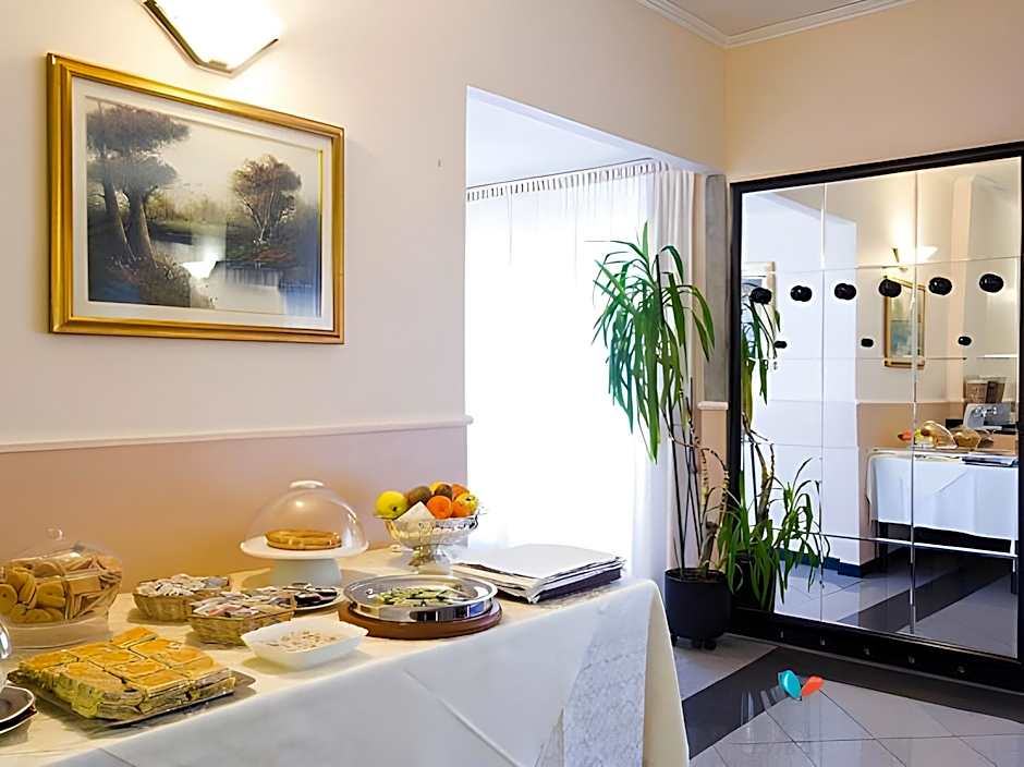 Piccolo Hotel