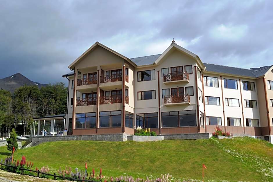 Altos Ushuaia Hotel & Resto