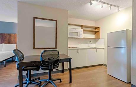 Studio with 2 Double Beds - Non-Smoking