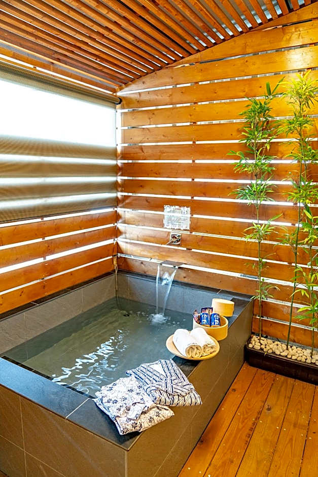 Traveller-Inn Zhongzheng Library