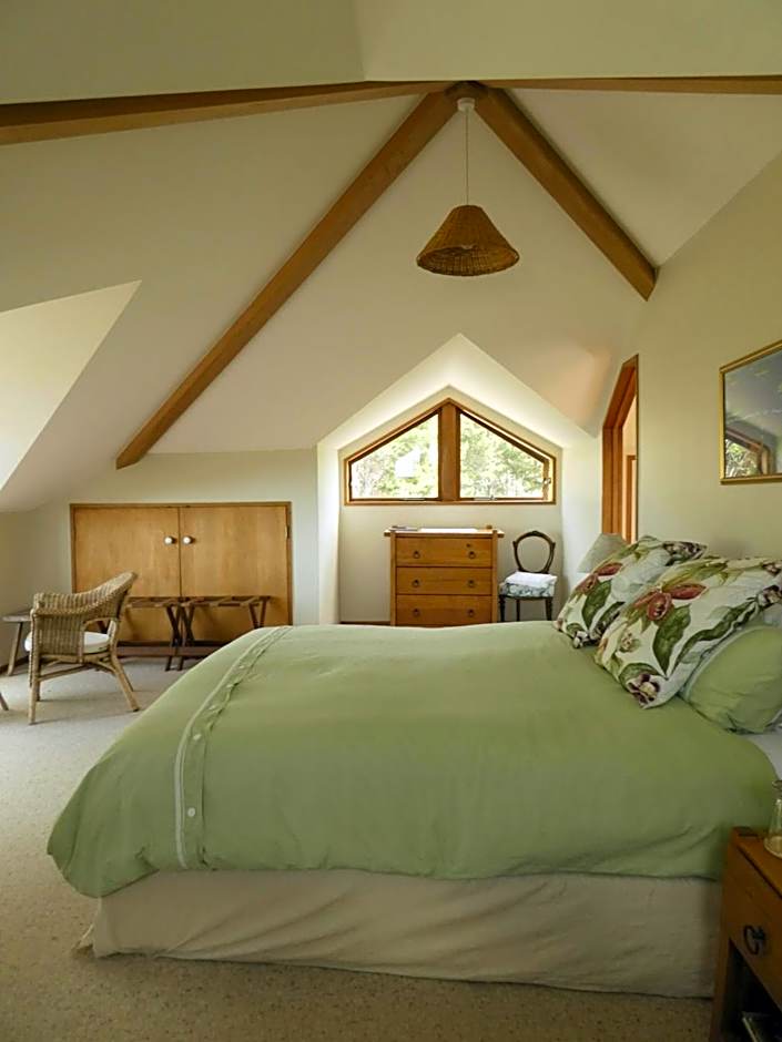 Waiwurrie Coastal Farm Lodge