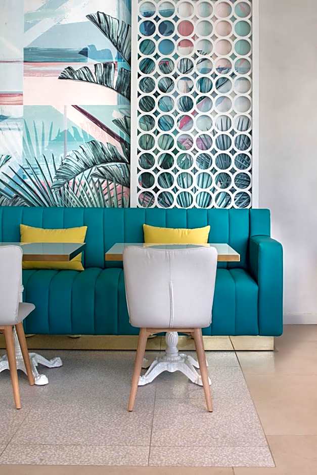 Mercure Villeneuve Loubet Plage