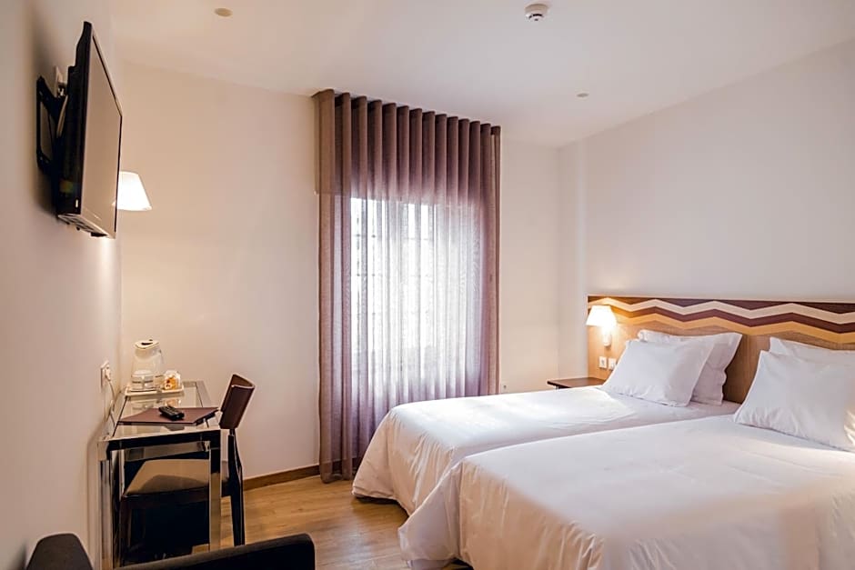 Hotel Aveiro Center