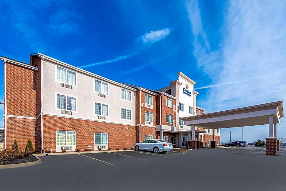 Comfort Inn & Suites Dayton North