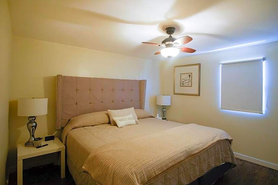 Casa San Miguel with Gated Parking at Casas Sanblu