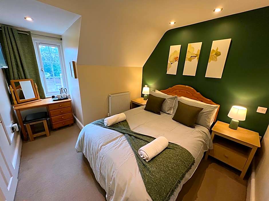The Shoe Inn Rooms