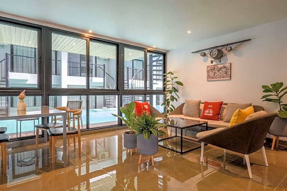 Tour De Phuket Hotel