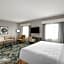 Hampton Inn & Suites Oakland Airport-Alameda