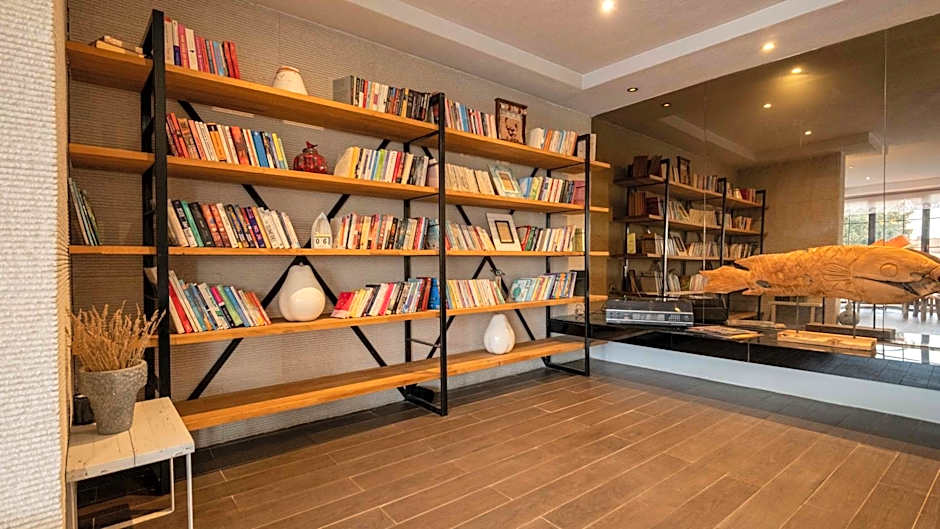 Enki Suess Alaçatı