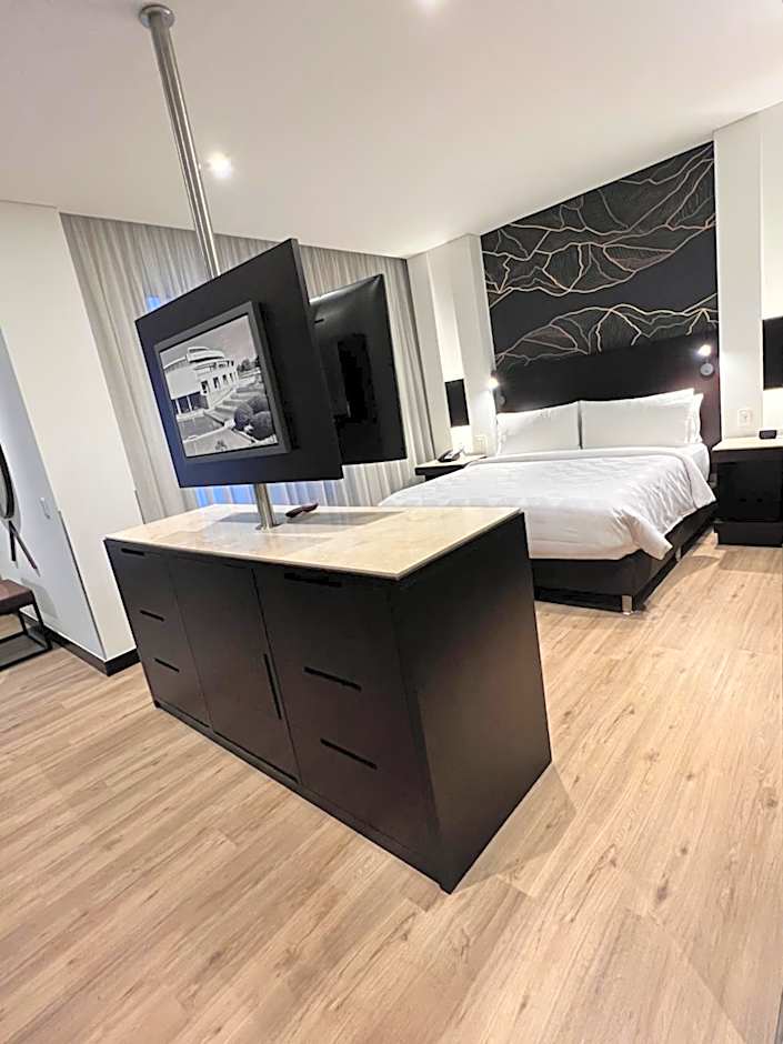 Holiday Inn Bogota Airport By IHG