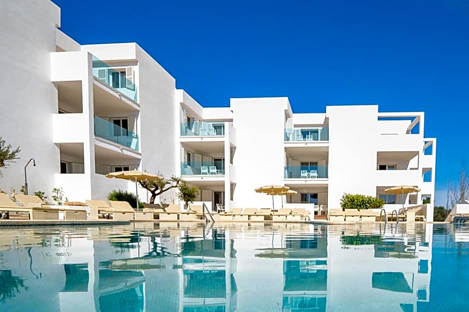 MarSenses Ferrera Blanca Hotel Family