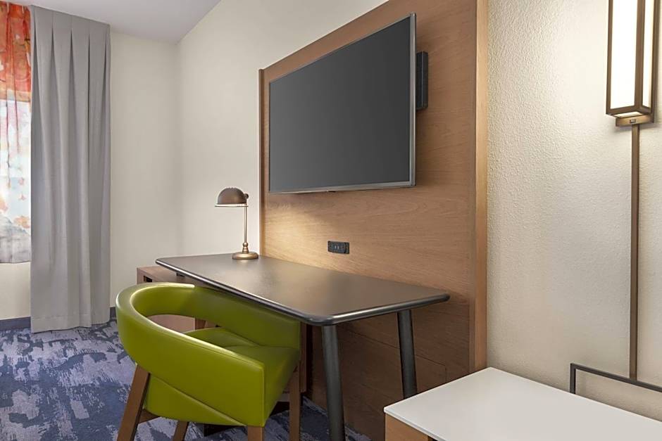 Fairfield Inn by Marriott Tracy