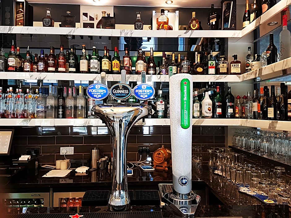 The Lion & Key Hotel