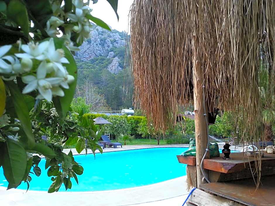 Portalimo Lodge Hotel - Adult Only +12