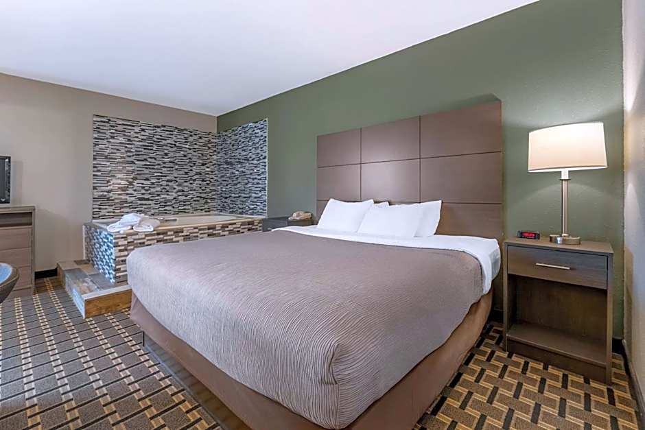 Quality Inn Mauston I-90