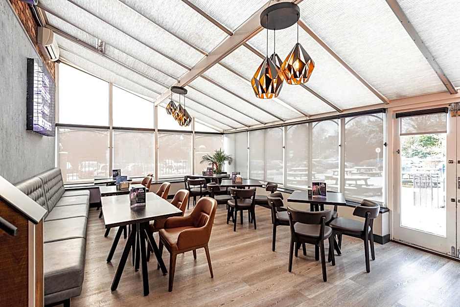 Village Hotel Manchester Cheadle