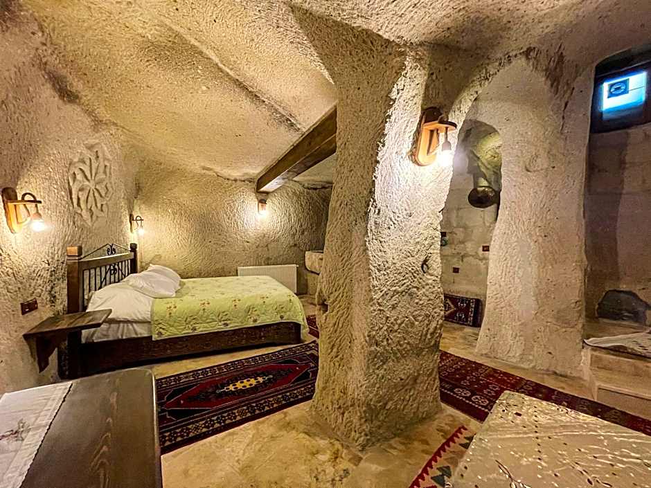 Takunya Cave Hotel