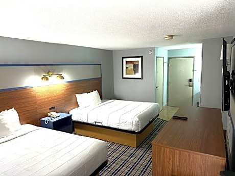 AmericInn by Wyndham Frankfort IN