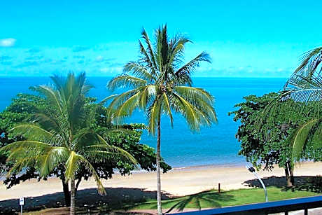 Beachfront Apartments on Trinity Beach