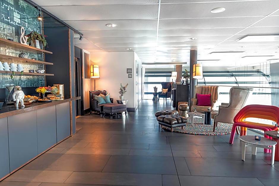 Radisson Blu Riverside Hotel