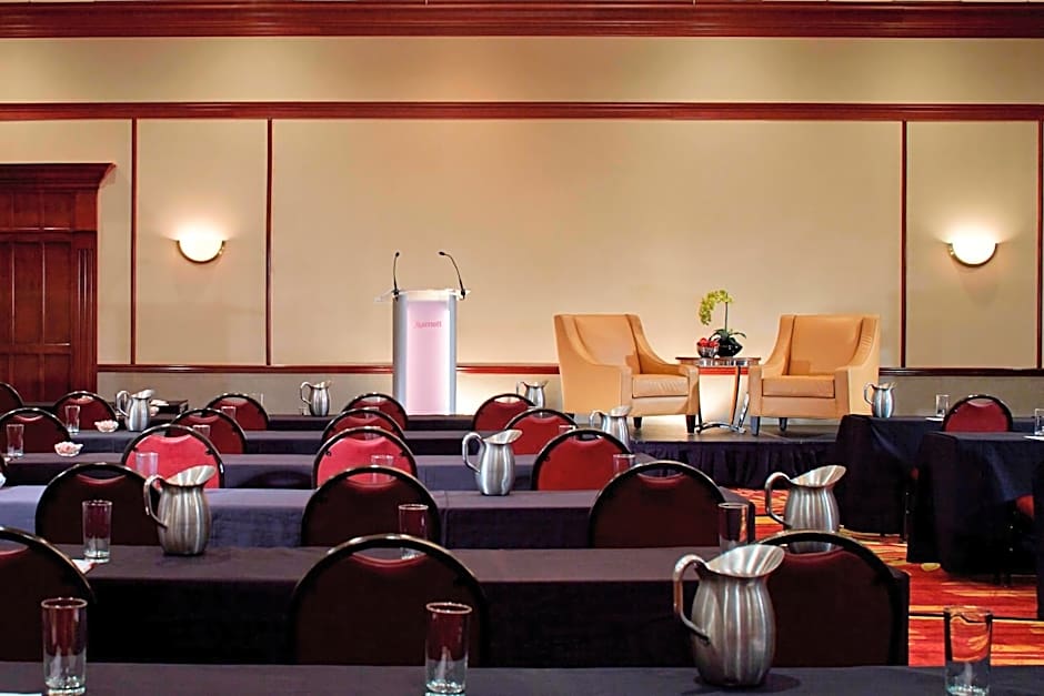 Marriott Cincinnati Northeast